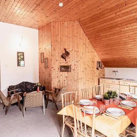 Csendes Vendeghaz Balatonfoeldvaron Holiday home Balatonfoldvar