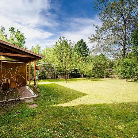 Holiday home Csendes Vendeghaz Balatonfoeldvaron *