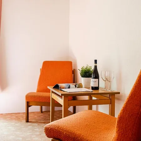 Csendes Vendeghaz Balatonfoeldvaron Holiday home